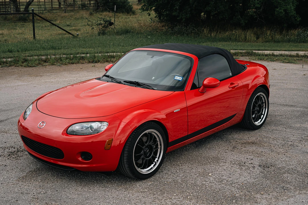 2006 Mazda NC MX-5 Miata - Image 19 of 31