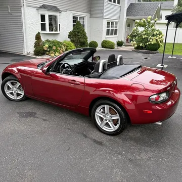 2006 Mazda MX-5 Miata Convertible