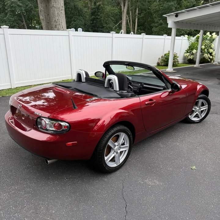 2006 Mazda NC MX-5 Miata - Image 5 of 20