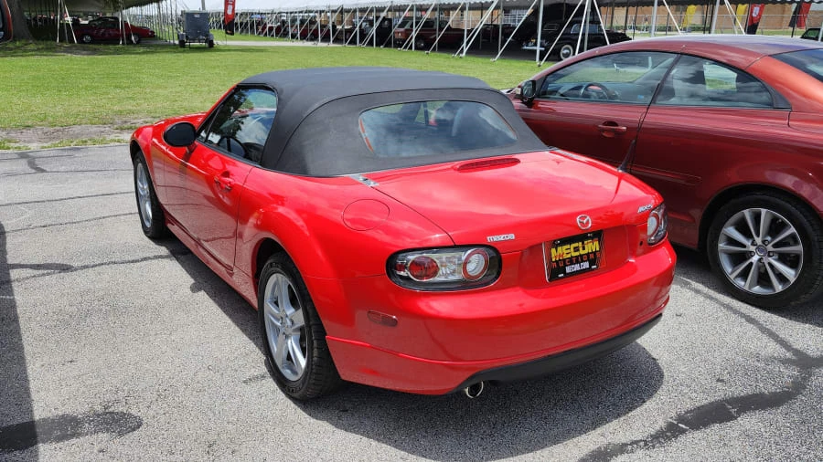 2006 Mazda NC MX-5 Miata - Image 9 of 20