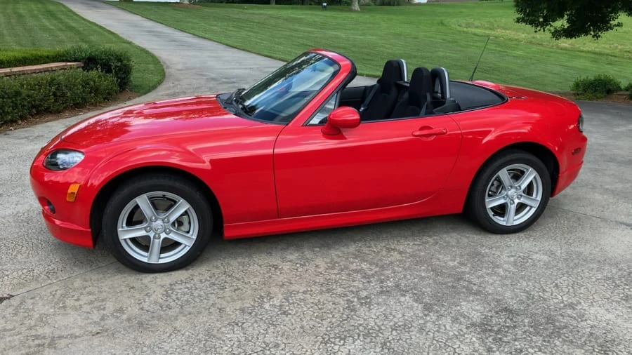 2006 Mazda NC MX-5 Miata - Image 4 of 20