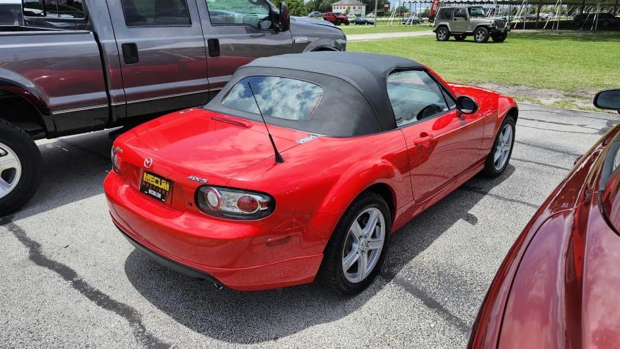 2006 Mazda NC MX-5 Miata - Image 5 of 20