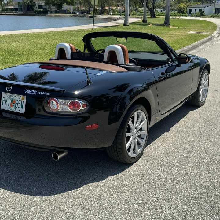 2006 Mazda NC MX-5 Miata - Image 11 of 12
