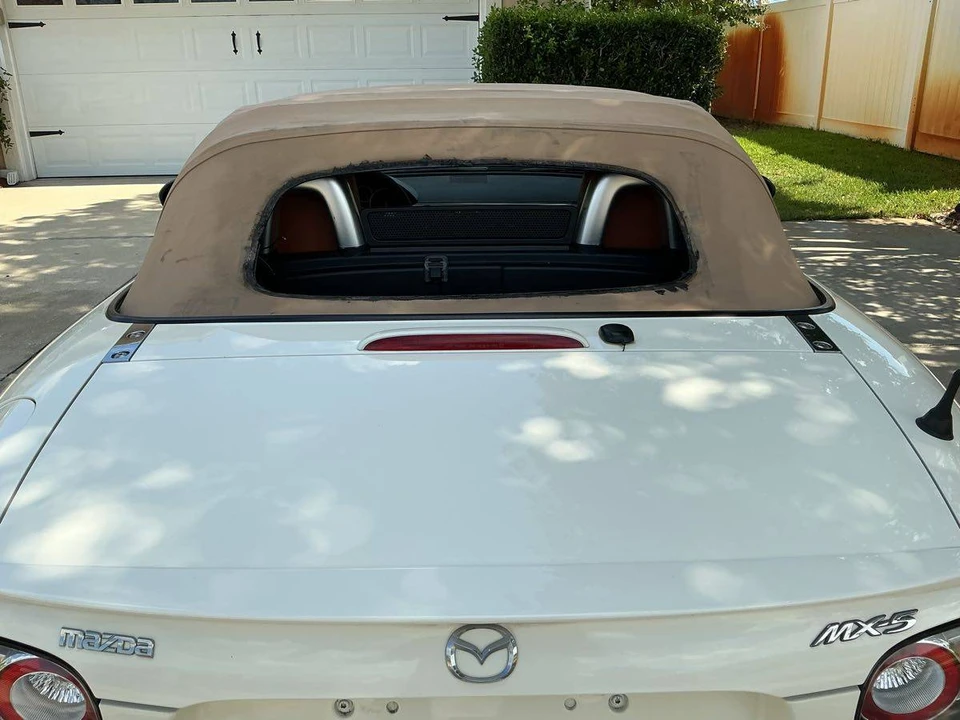 2006 Mazda NC MX-5 Miata - Image 23 of 24