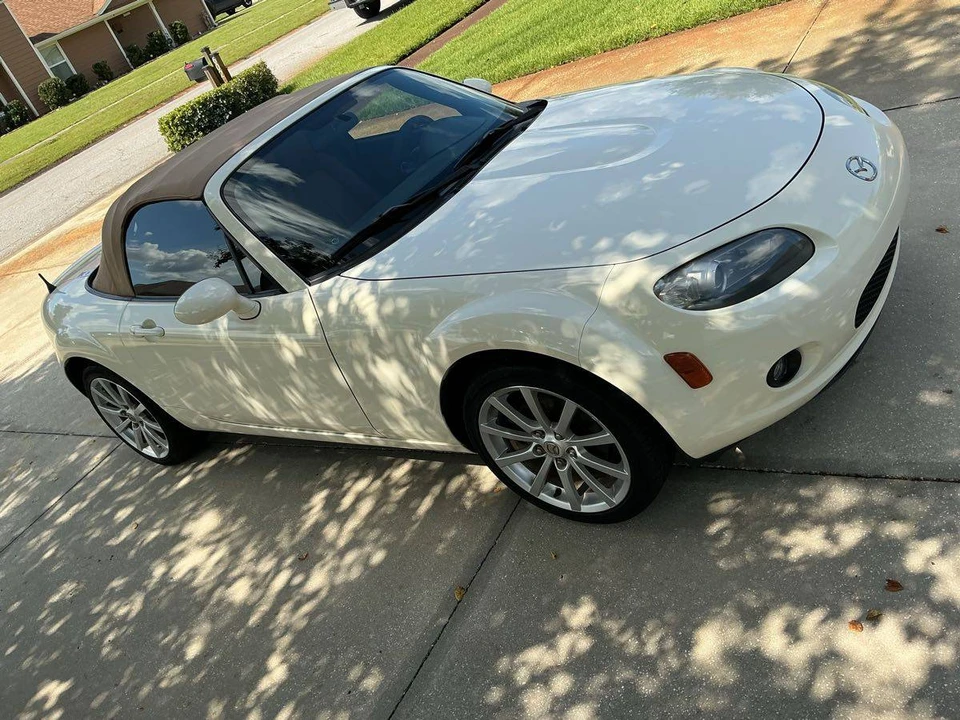 2006 Mazda NC MX-5 Miata - Image 22 of 24