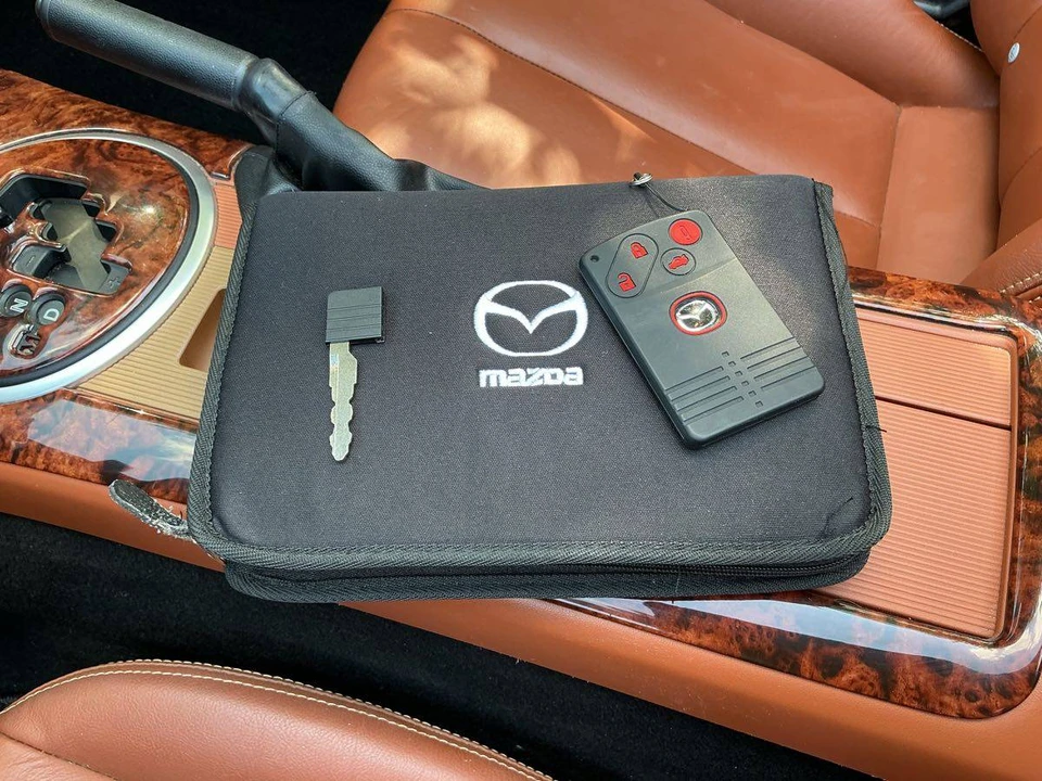 2006 Mazda NC MX-5 Miata - Image 17 of 24