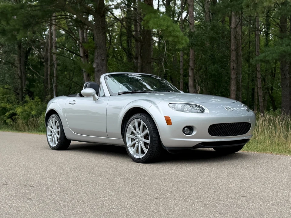 2006 Mazda NC MX-5 Miata - Image 29 of 31