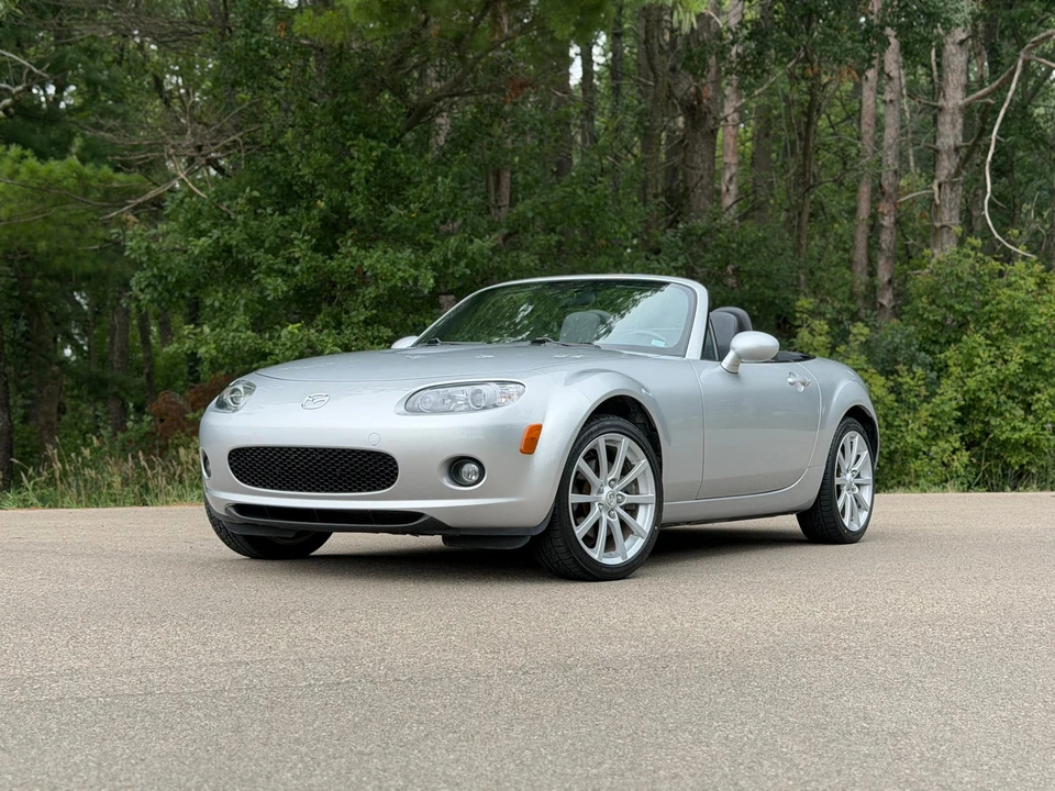 2006 Mazda NC MX-5 Miata - Image 18 of 31