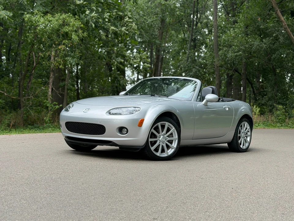 2006 Mazda NC MX-5 Miata - Image 11 of 31