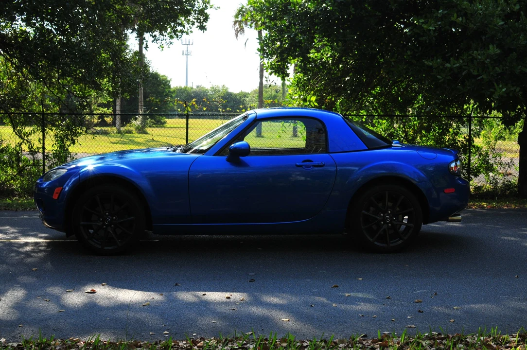 2006 Mazda NC MX-5 Miata - Image 19 of 31
