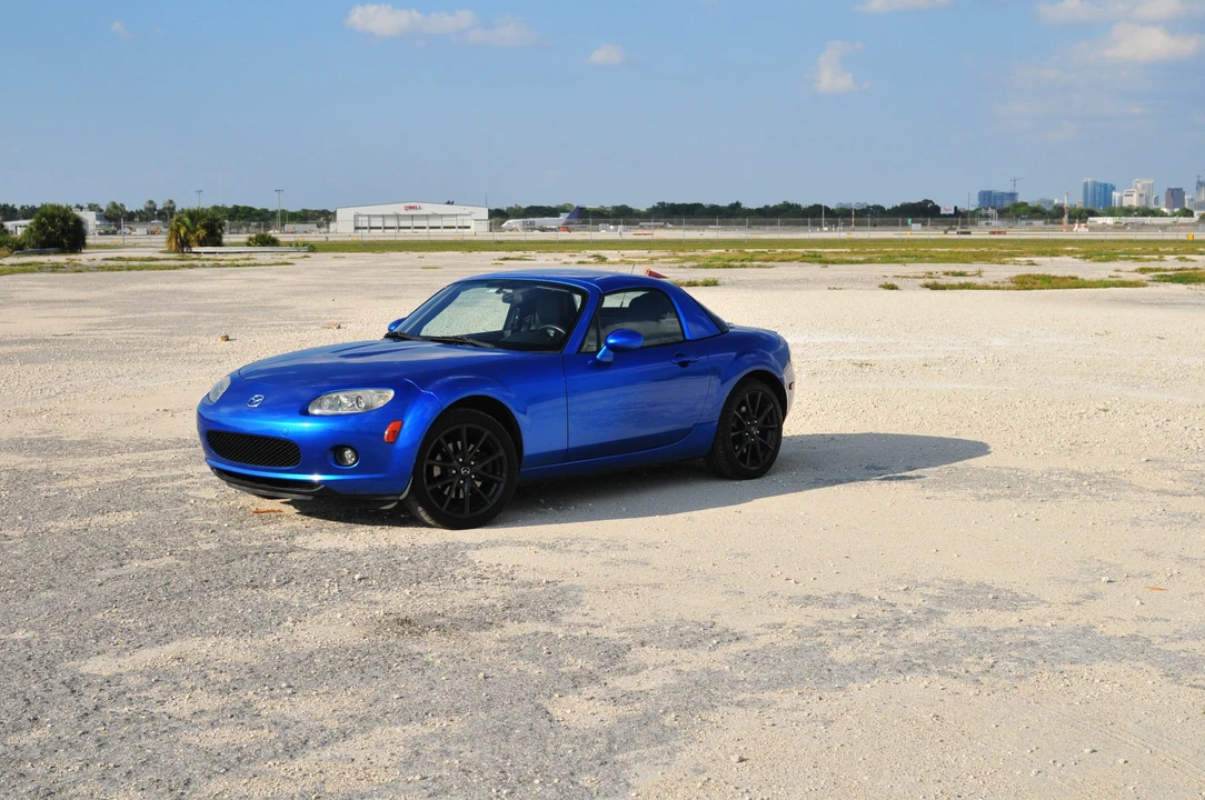 2006 Mazda NC MX-5 Miata - Image 6 of 31