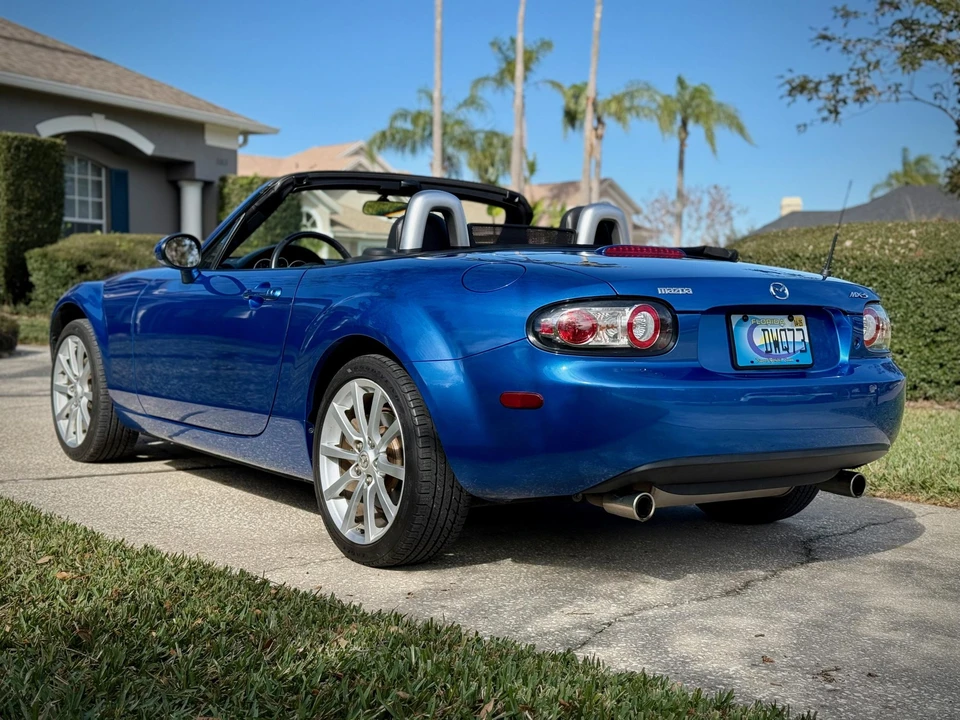 2006 Mazda NC MX-5 Miata - Image 4 of 31