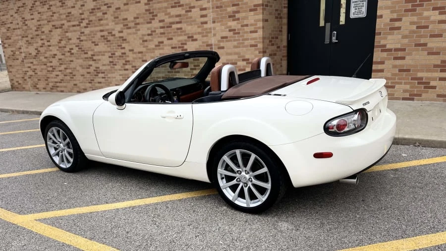 2006 Mazda NC MX-5 Miata - Image 5 of 10