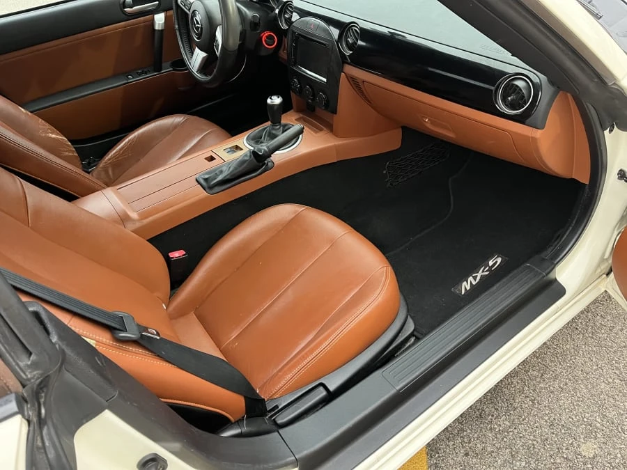 2006 Mazda NC MX-5 Miata - Image 7 of 10