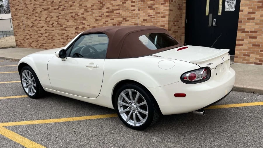 2006 Mazda NC MX-5 Miata - Image 3 of 10