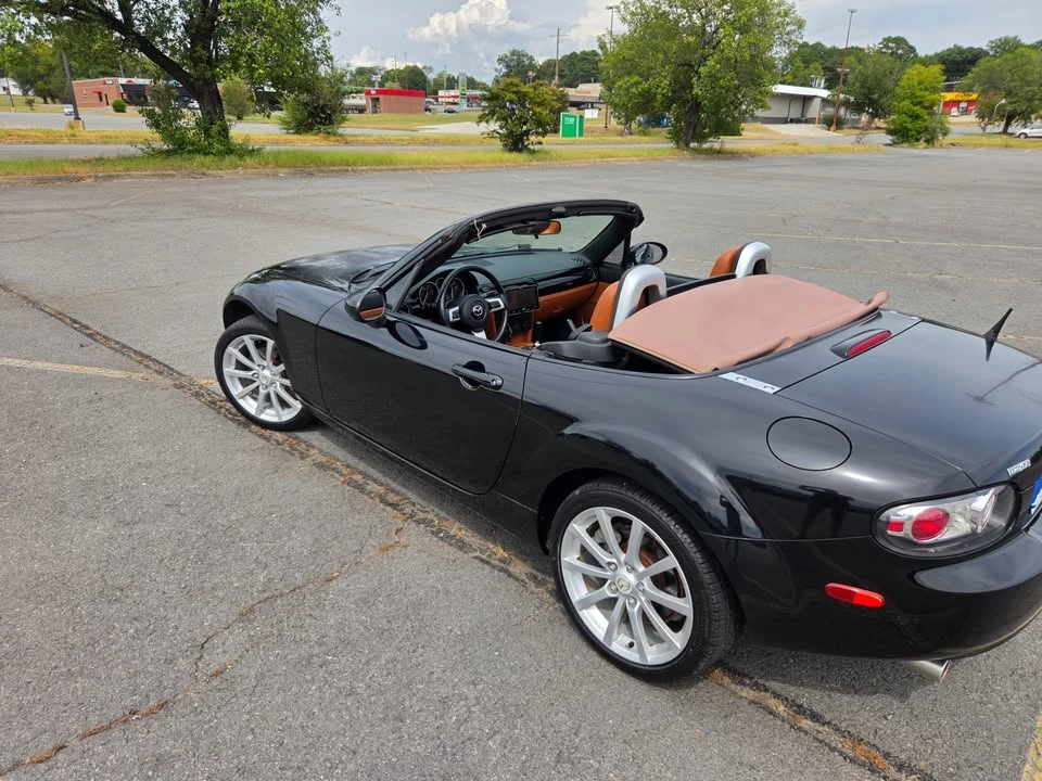 2006 Mazda NC MX-5 Miata - Image 2 of 20