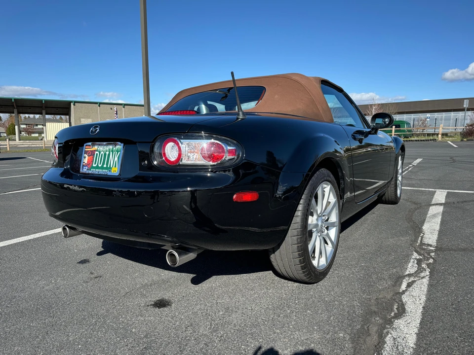 2006 Mazda NC MX-5 Miata - Image 19 of 31