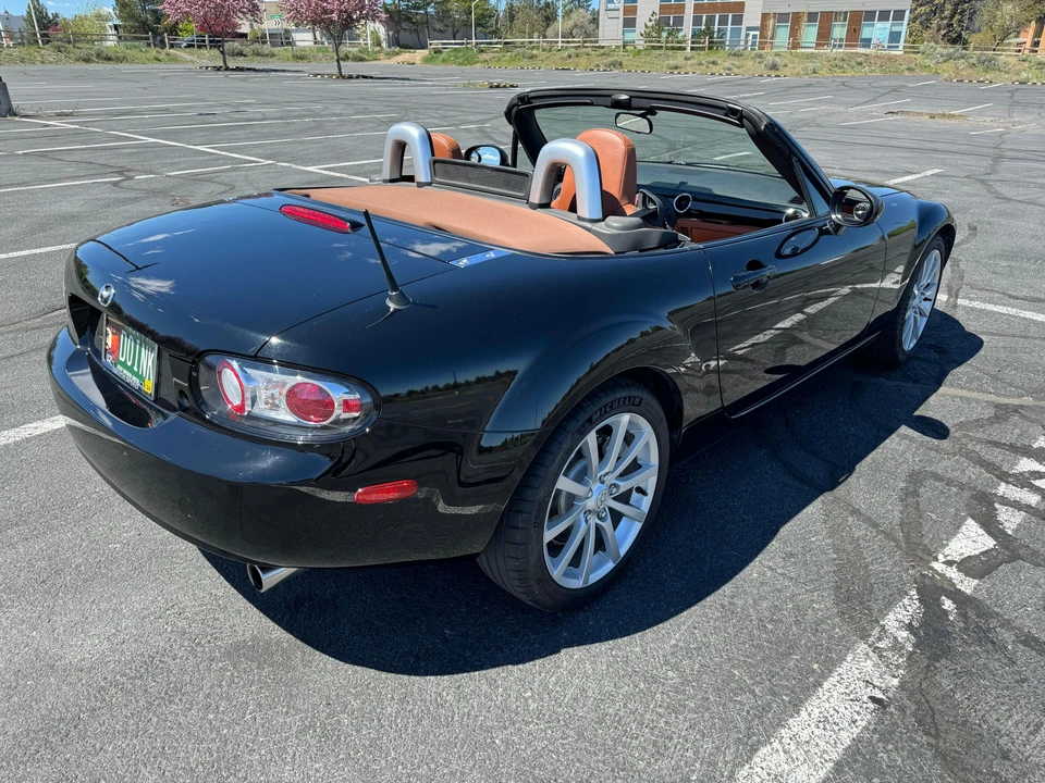 2006 Mazda NC MX-5 Miata - Image 8 of 31
