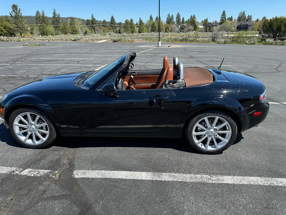 2006 Mazda NC MX-5 Miata - Image 6 of 31