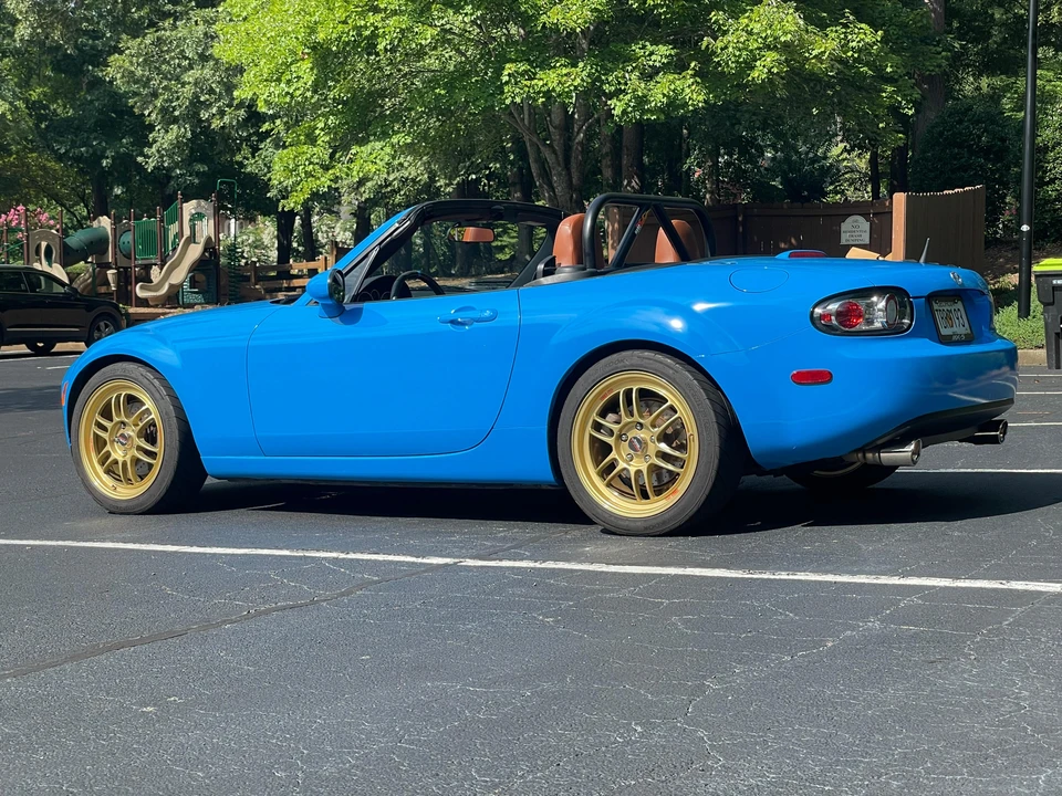 2006 Mazda NC MX-5 Miata - Image 11 of 31
