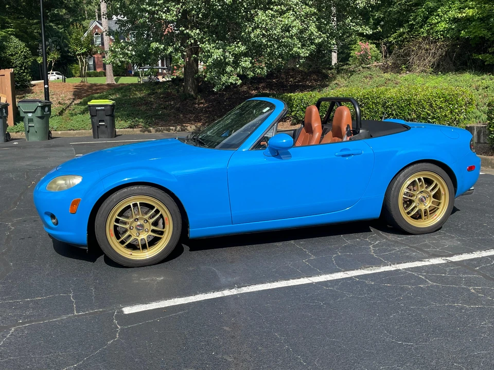 2006 Mazda NC MX-5 Miata - Image 10 of 31