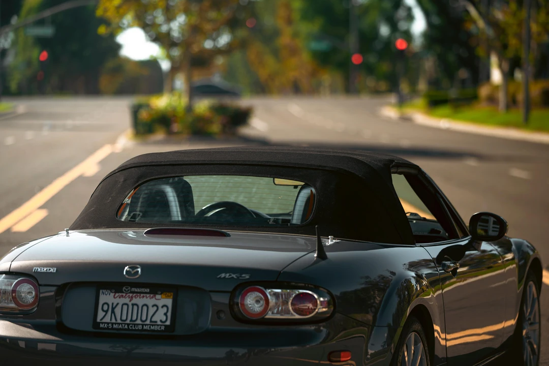 2006 Mazda NC MX-5 Miata - Image 28 of 31