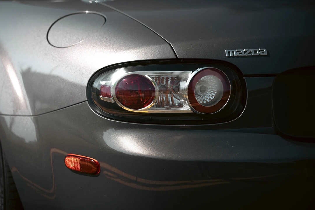 2006 Mazda NC MX-5 Miata - Image 21 of 31