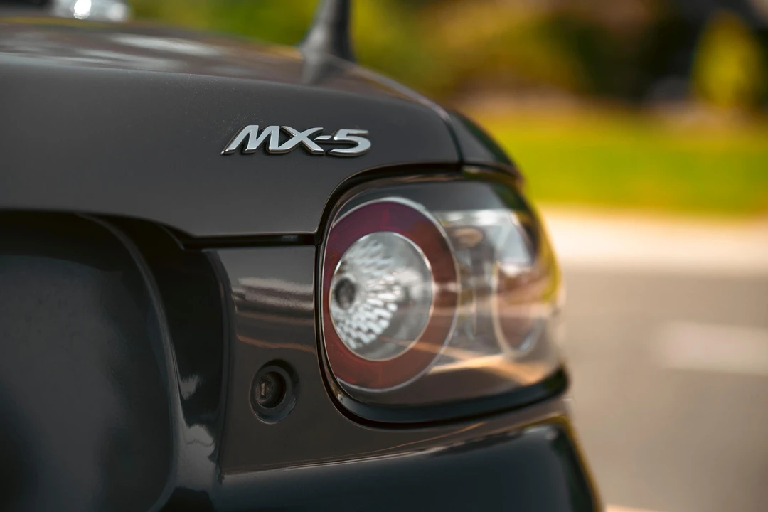 2006 Mazda NC MX-5 Miata - Image 24 of 31
