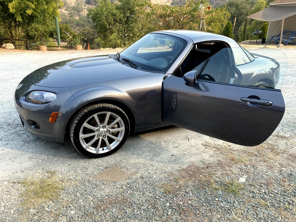 2006 Mazda NC MX-5 Miata - Image 8 of 20