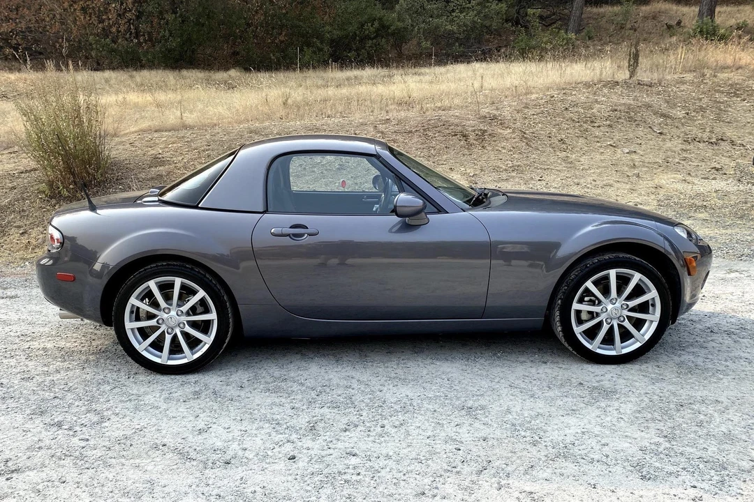 2006 Mazda NC MX-5 Miata - Image 3 of 20