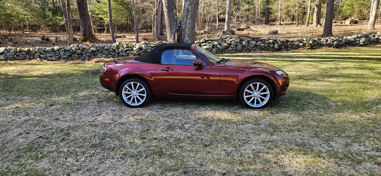 2006 Mazda NC MX-5 Miata - Image 9 of 31