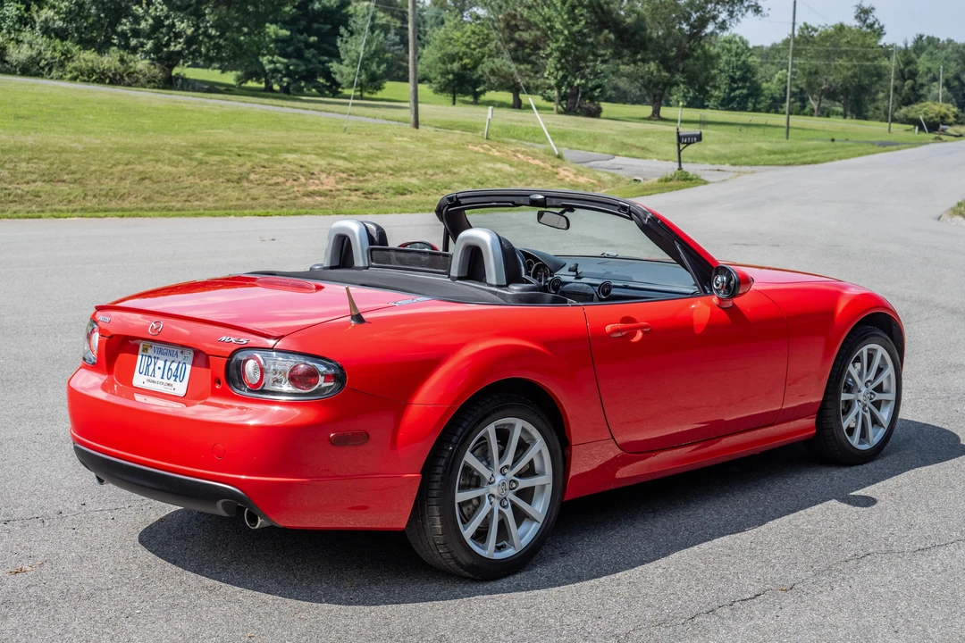2006 Mazda NC MX-5 Miata - Image 9 of 31