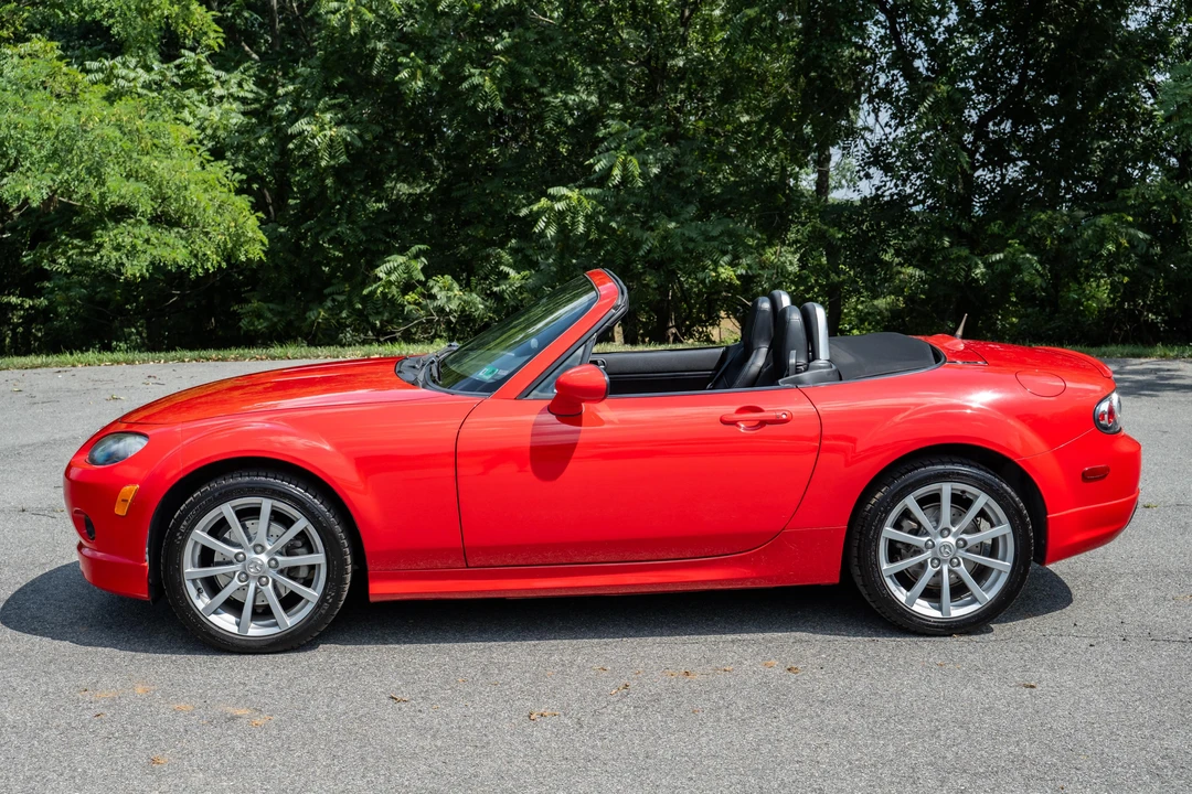 2006 Mazda NC MX-5 Miata - Image 7 of 31