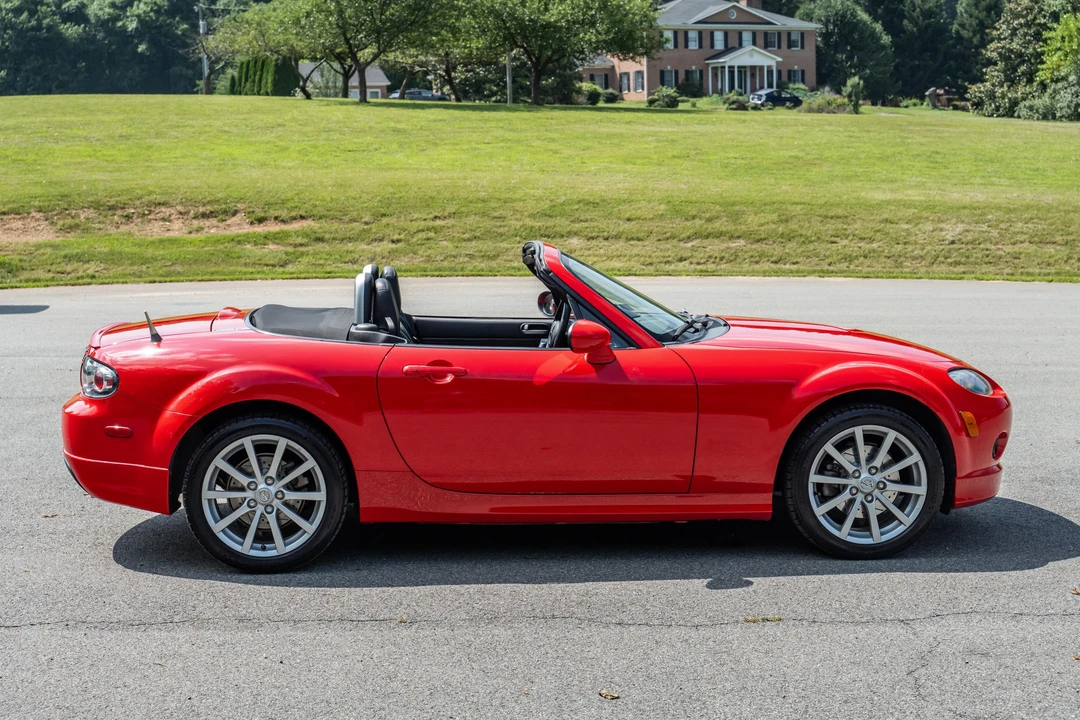 2006 Mazda NC MX-5 Miata - Image 3 of 31