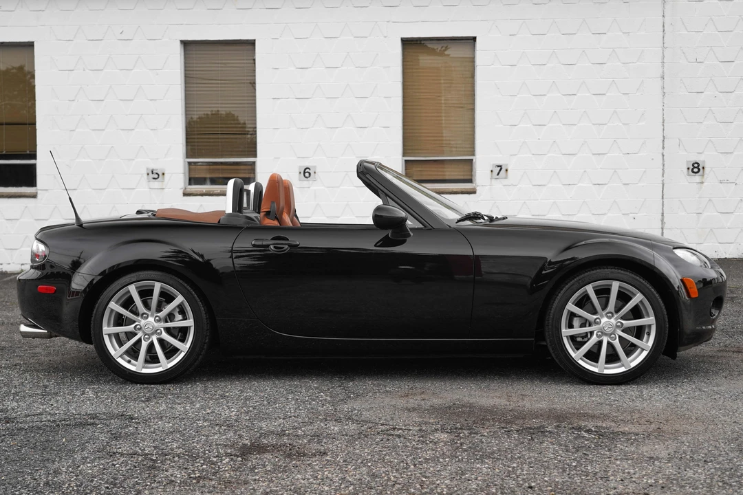 2006 Mazda NC MX-5 Miata - Image 3 of 31