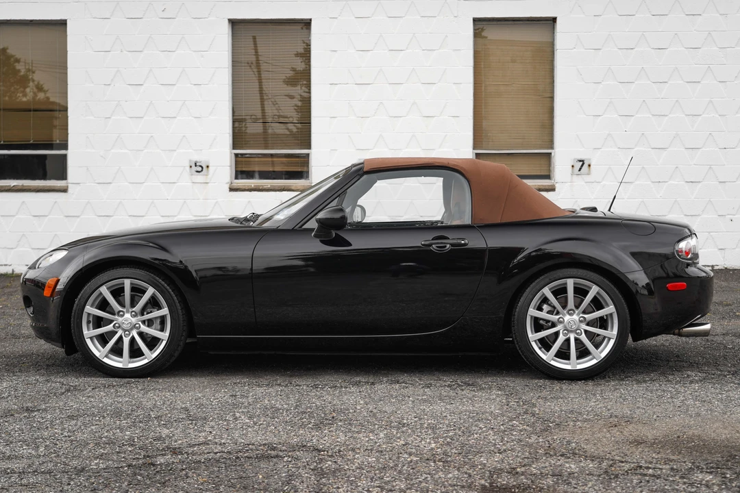 2006 Mazda NC MX-5 Miata - Image 9 of 31
