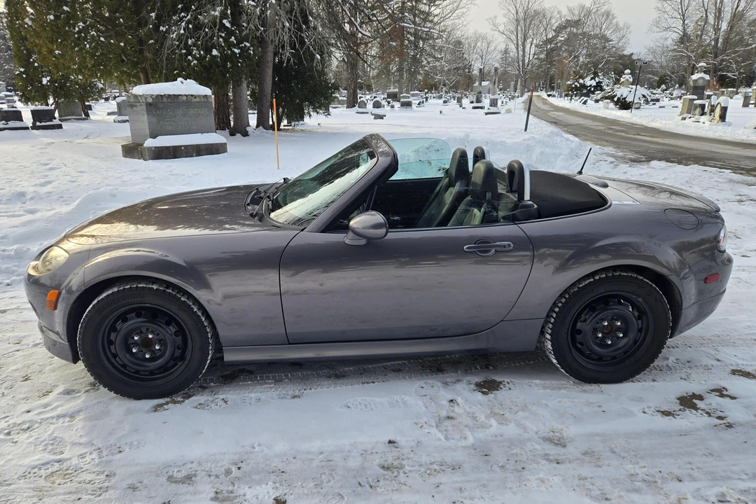 2006 Mazda NC MX-5 Miata - Image 3 of 31