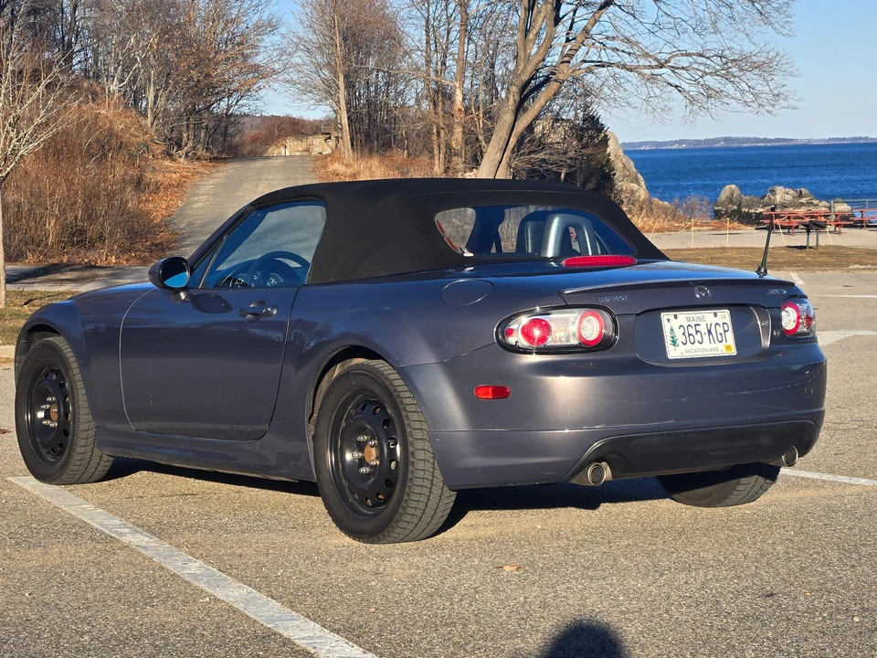 2006 Mazda NC MX-5 Miata - Image 16 of 31