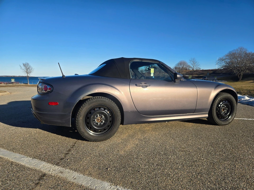 2006 Mazda NC MX-5 Miata - Image 21 of 31