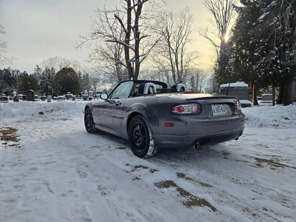 2006 Mazda NC MX-5 Miata - Image 9 of 31