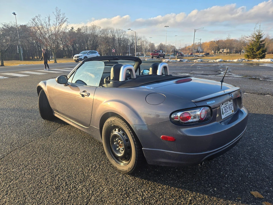 2006 Mazda NC MX-5 Miata - Image 17 of 31