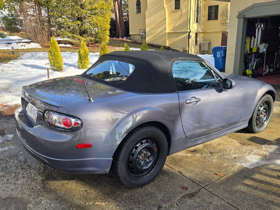2006 Mazda NC MX-5 Miata - Image 20 of 31