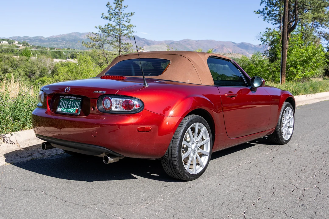 2006 Mazda NC MX-5 Miata - Image 17 of 31