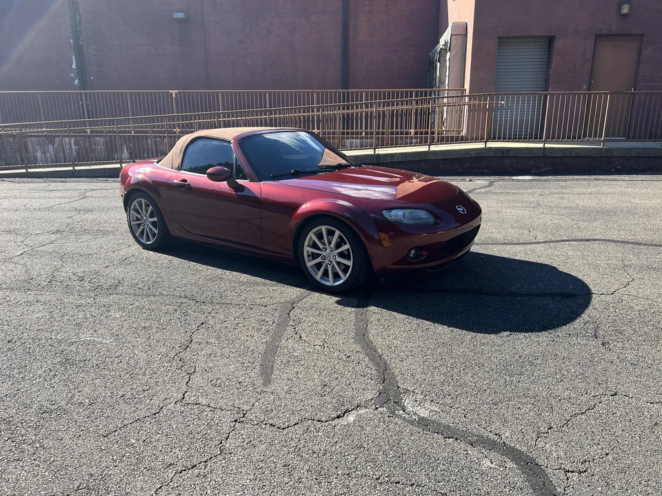 2006 Mazda NC MX-5 Miata - Image 20 of 31