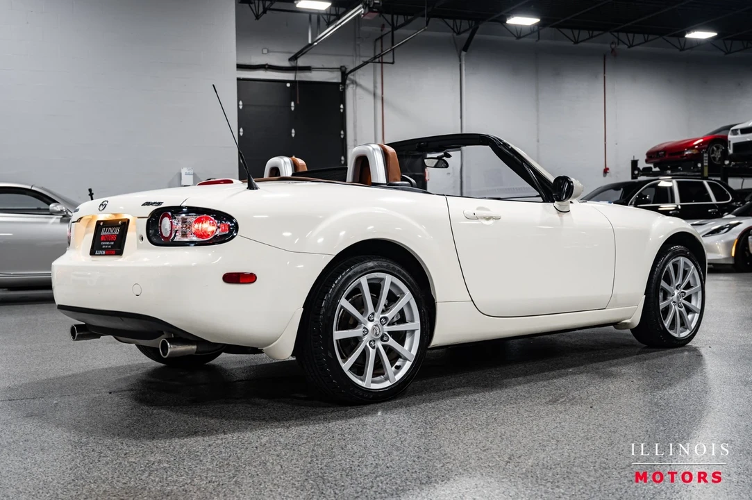 2006 Mazda NC MX-5 Miata - Image 5 of 21