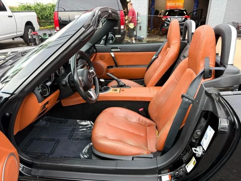 2006 Mazda NC MX-5 Miata - Image 11 of 12