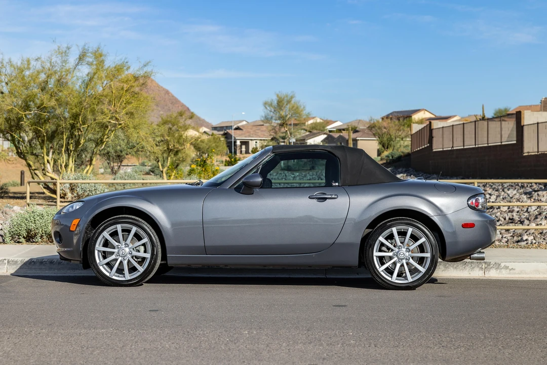 2006 Mazda NC MX-5 Miata - Image 11 of 31