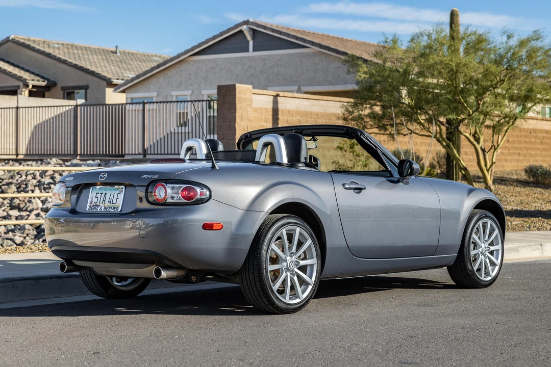 2006 Mazda NC MX-5 Miata - Image 8 of 31