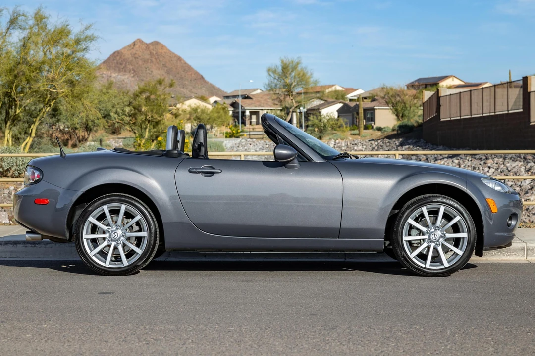 2006 Mazda NC MX-5 Miata - Image 9 of 31