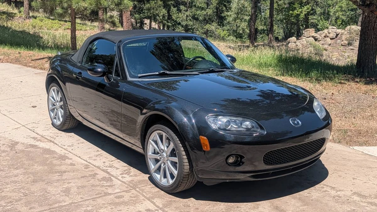 2006 Mazda NC MX-5 Miata - Image 2 of 14